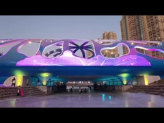 Penggunaan Papan Sirkuit Fleksibel Transparan untuk LED Display untuk iklan luar ruangan