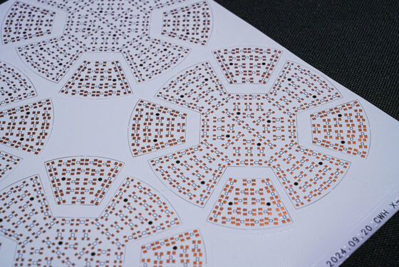 Beli Papan sirkuit fleksibel berlapis ganda dengan tingkat perlindungan kebakaran V0 dan layanan khusus untuk pencahayaan LED online manufacture