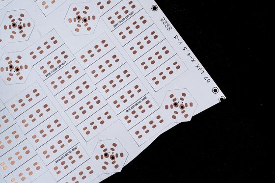 Beli Double Layer Flexible PCB dengan 5050RGB LED Beads dan OSP Antioxidant untuk Strip LED online manufacture