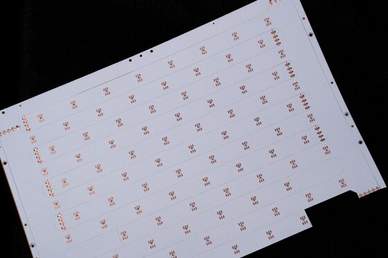 Papan Sirkuit Fleksibel FPC Lapisan Ganda yang Dapat Disesuaikan dengan Tingkat Perlindungan Api V0 untuk PCB Sabuk Pinggang LED