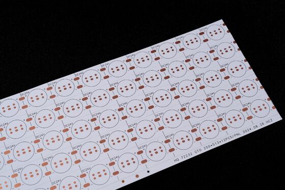 Papan sirkuit fleksibelS Lembar ganda yang dapat disesuaikan untuk strip LED dengan tingkat perlindungan api V0